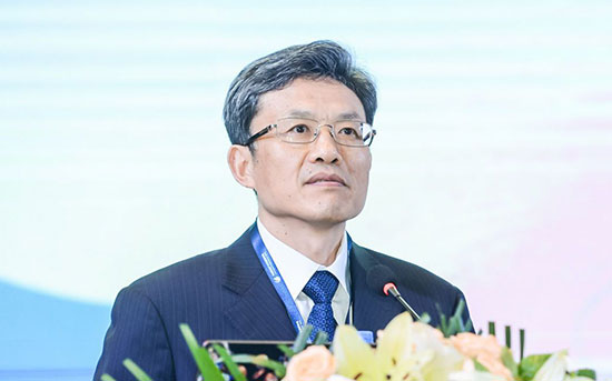 中國社科院金融研究所房地産金融研究中心主任 尹中立